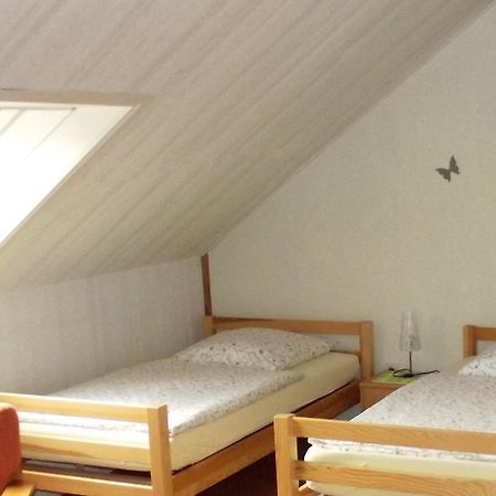 Buedingen-Ferienwohnung Bausch Buitenkant foto