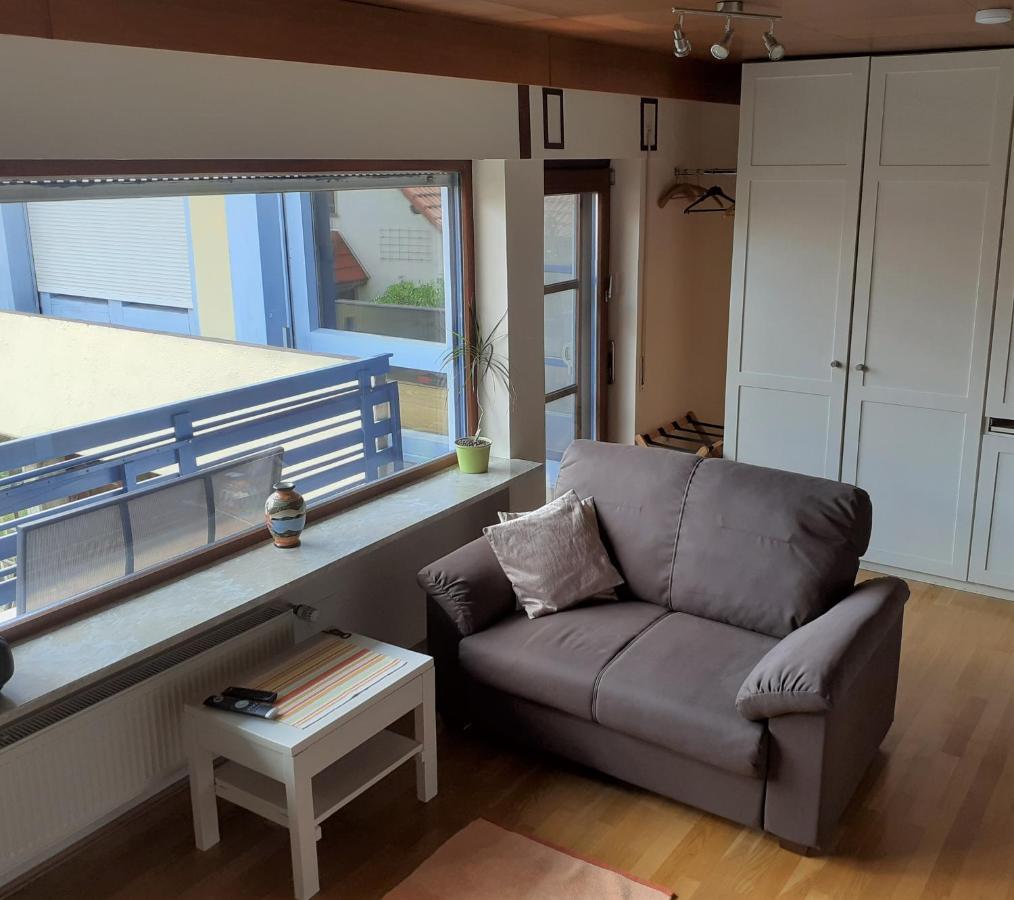Buedingen-Ferienwohnung Bausch Buitenkant foto