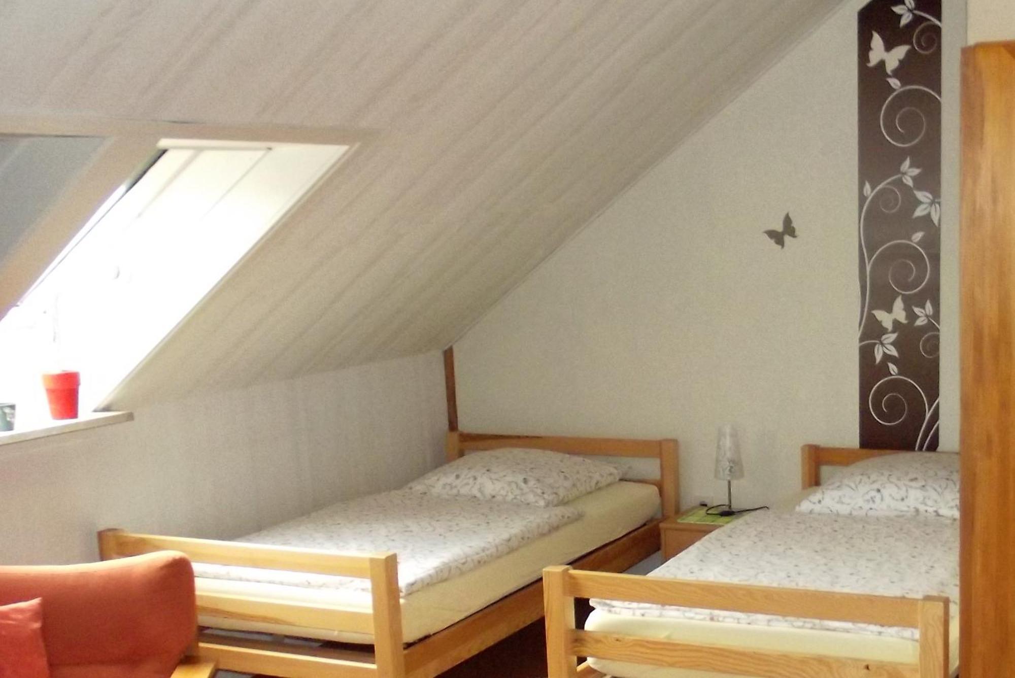 Buedingen-Ferienwohnung Bausch Buitenkant foto