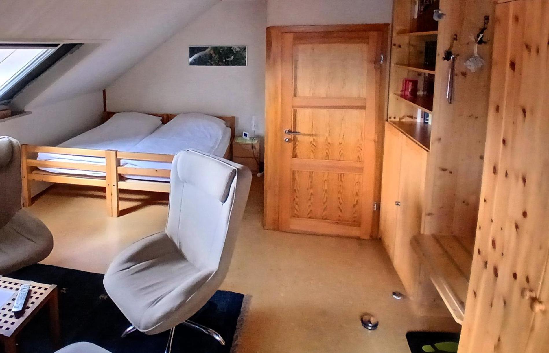 Buedingen-Ferienwohnung Bausch Buitenkant foto